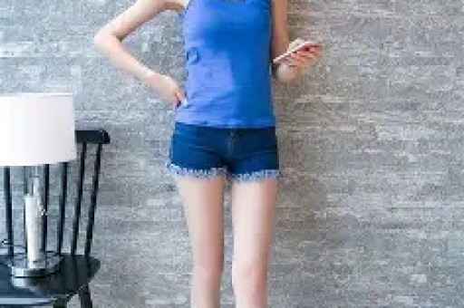 娱乐圈最新八卦揭秘：劈叉女星奉子成婚背后的真相坡姐演唱会红包账本曝光！