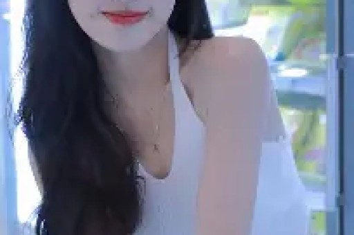 女网红开绿茶速成班称已售15万人 亲身示范眼神话术拿捏男性 多平台回应：确认违规已处罚